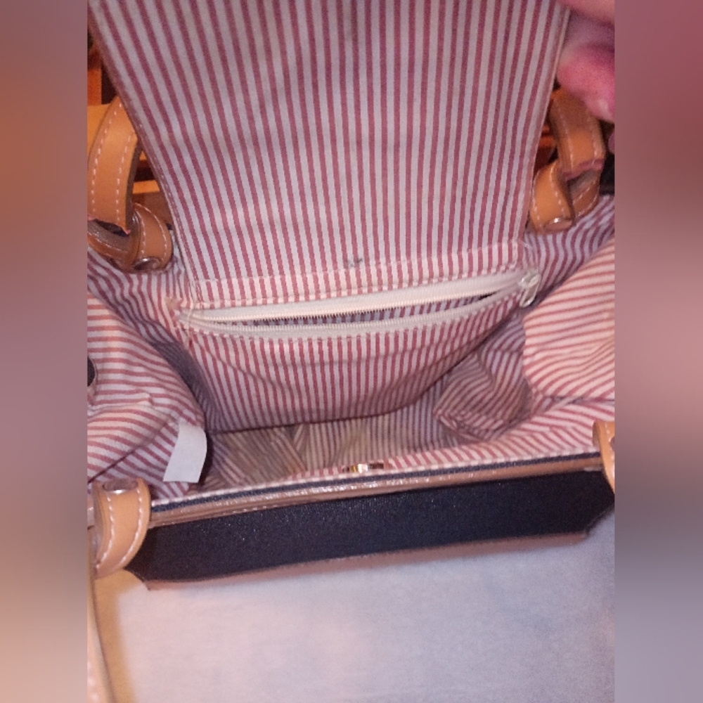 Kate Spade (New York) Black and Tan Leather Handbag - Picture 15 of 16